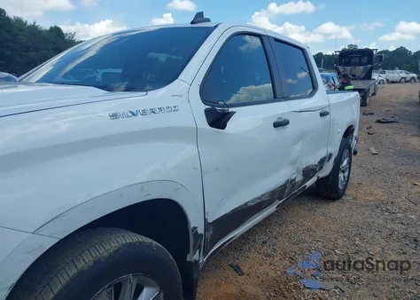 2023 Chevrolet Silverado 1500 4Wd Short Bed Custom z USA, uszkodzony, nr VIN 3GCPDBEK0PG269601